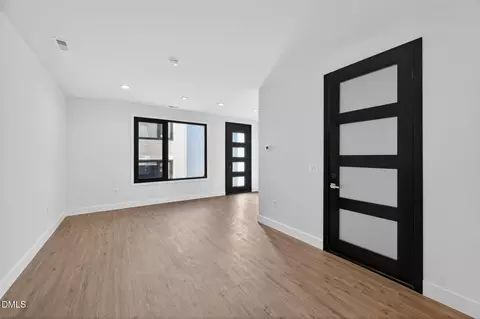 1050 Nova St, Durham, NC 27713 photo 12