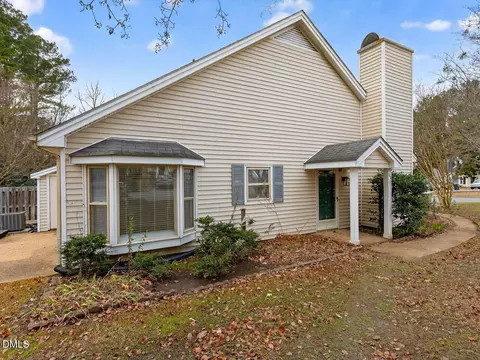 113 Towne View Trl, Garner, NC 27529 photo 2