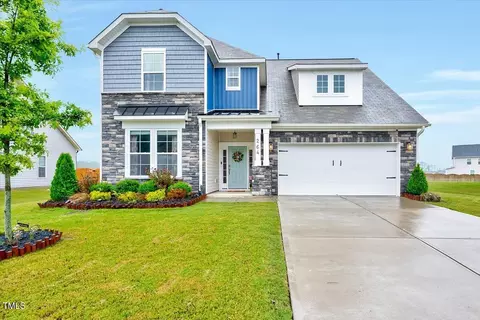 264 Hay Field Dr, Lillington, NC 27546