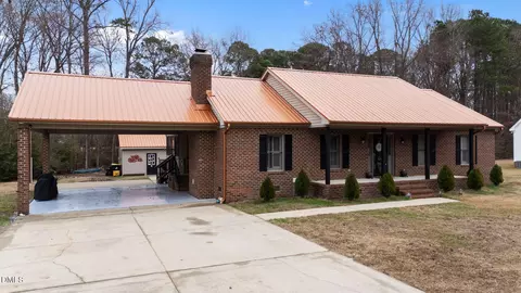 1055 Kelly Dr, Nashville, NC 27856