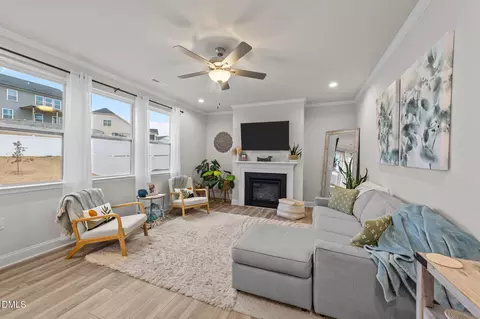 223 Mallard Loop Dr, Clayton, NC 27527