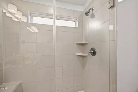Bath - 7015 Gentle Pine Pl, Raleigh, NC 27613 photo 3 of 6
