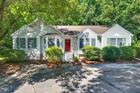 123 Weatherhill Pt, Carrboro, NC 27510