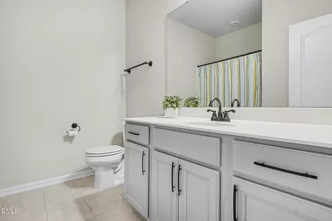 Bath - 264 Mangia Dr, Wake Forest, NC 27587 photo 3 of 3