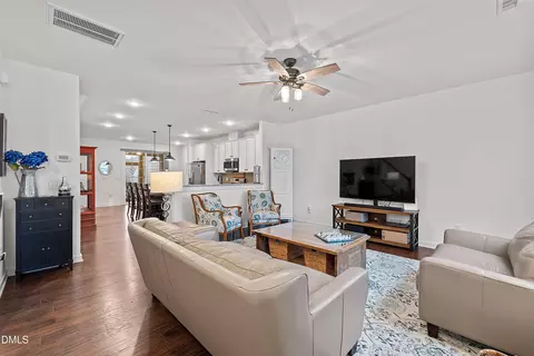 Living - 509 Brooks St, Wake Forest, NC 27587 photo 1 of 5