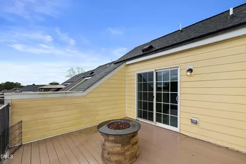 Exterior - 509 Brooks St, Wake Forest, NC 27587 photo 6 of 16