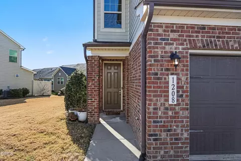 1208 Catch Fly Ln, Durham, NC 27713 photo 4