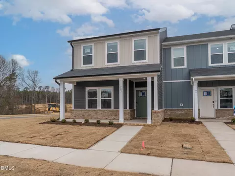702 Southland Dr, Zebulon, NC 27597
