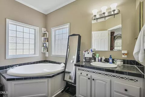 700 Mann Rd, Coats, NC 27521 photo 8