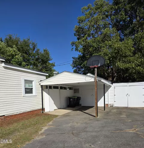 305 N 10th St, Erwin, NC 28339 photo 25