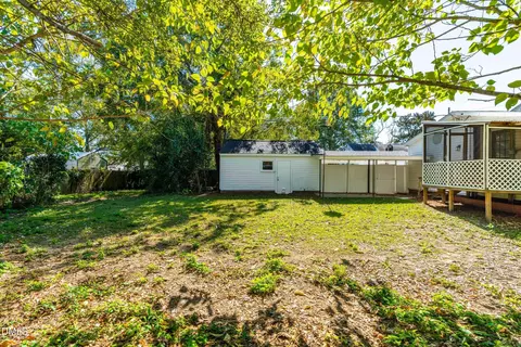 305 N 10th St, Erwin, NC 28339 photo 29