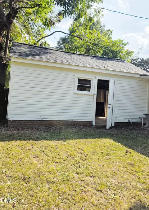 305 N 10th St, Erwin, NC 28339 photo 30