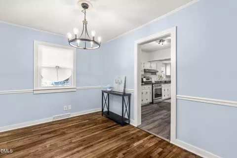 305 N 10th St, Erwin, NC 28339 photo 5