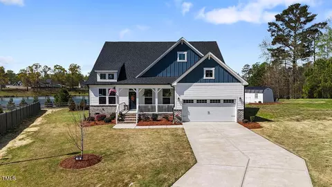16 Blue Monarch Ln, Fuquay Varina, NC 27526