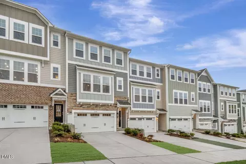 2730 Hunter Woods Dr # 625, Apex, NC 27502