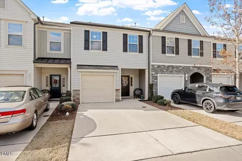 30 S Grey Abbey Dr, Clayton, NC 27527