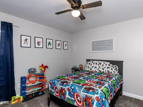 Bedroom - 61 Shepherd Dr, Benson, NC 27504 photo 3 of 9