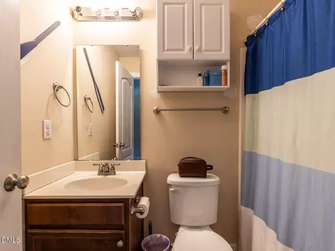 Bath - 61 Shepherd Dr, Benson, NC 27504 photo 3 of 3