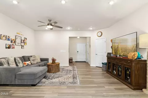 Entry Way - 1209 Citadel Ave, Durham, NC 27713 photo 2 of 2