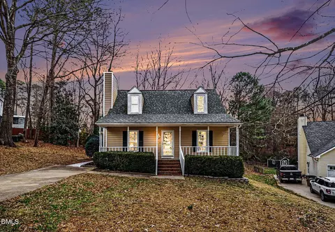 809 Tacy Pl, Wake Forest, NC 27587