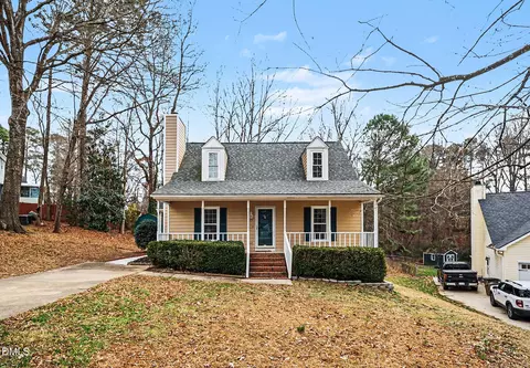 Exterior - 809 Tacy Pl, Wake Forest, NC 27587 photo 2 of 10