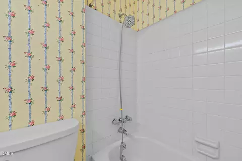 Bath - 5620 Birch Dr, Durham, NC 27712 photo 2 of 3