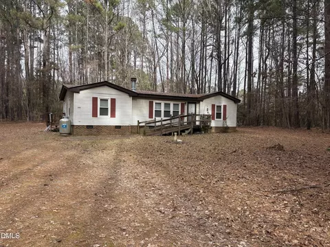 550 Sugar Lake Rd, Pittsboro, NC 27312