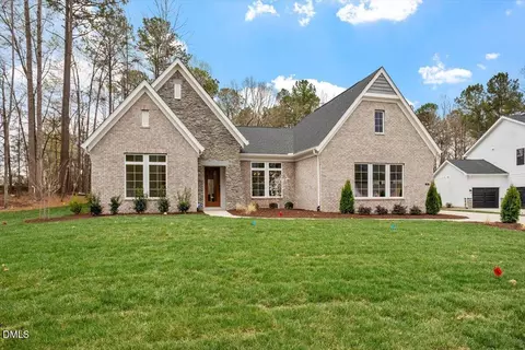 174 Ogden Cir, Clayton, NC 27527