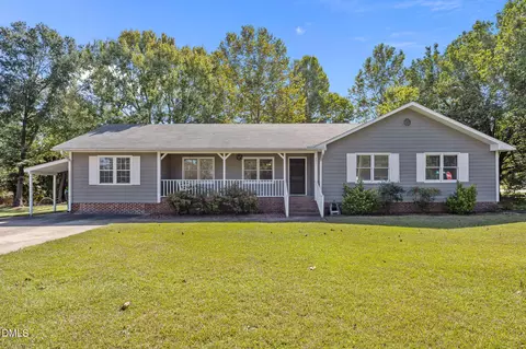 201 Mcleod Ave, Broadway, NC 27505