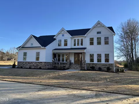 9504 Wood River Dr, Zebulon, NC 27597