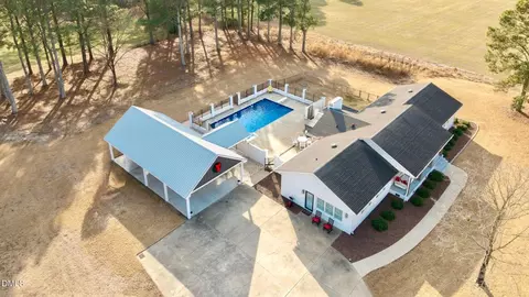 250 Savannah Hill Rd, Dunn, NC 28334