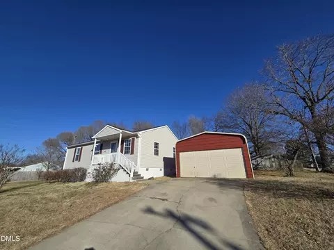 905 Hunt St, Burlington, NC 27217
