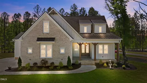 1232 Perry Bluff Dr, Wake Forest, NC 27587