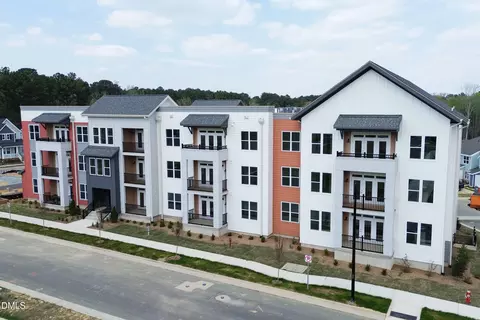 400 Blackwell Dr #101, Chapel Hill, NC 27514