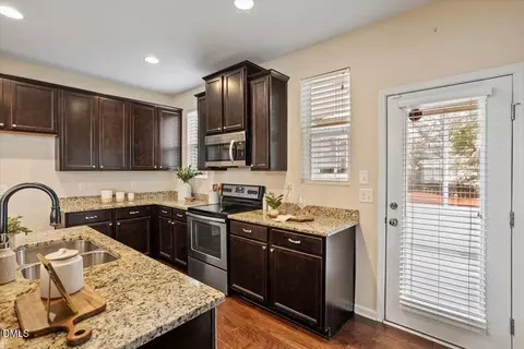 Kitchen - 2105 Pear Tree Ln, Durham, NC 27703 photo 4 of 5