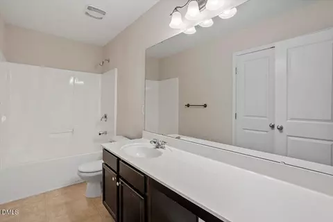 Bath - 2105 Pear Tree Ln, Durham, NC 27703 photo 3 of 3