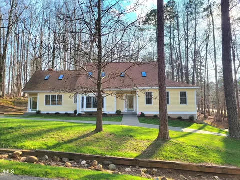 6101 Bent Oak Dr, Durham, NC 27705