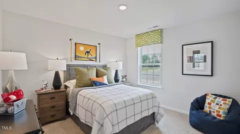 Bedroom - 126 Daniel Rd, Wilsons Mills, NC 27520 photo 2 of 6