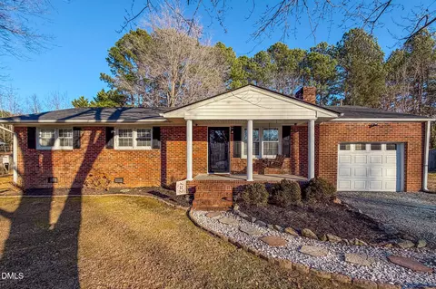 54 Hillcrest Ave, Roxboro, NC 27573