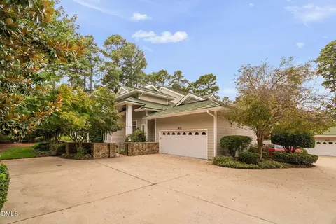 901 Crabtree Crossing Pkwy, Morrisville, NC 27560