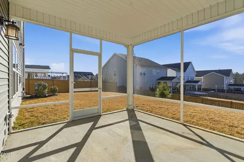 Exterior - 3318 Longleaf Estates Dr, Raleigh, NC 27616 photo 5 of 9