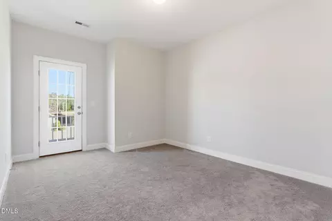 Bedroom - 3318 Longleaf Estates Dr, Raleigh, NC 27616 photo 8 of 10