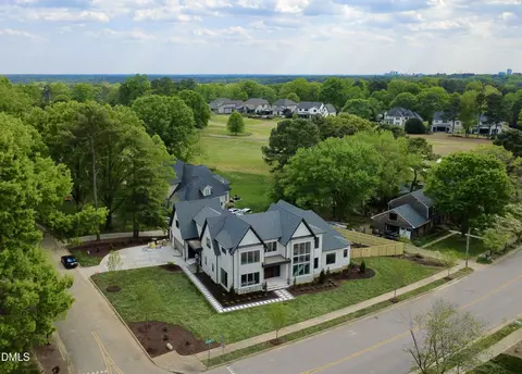 7917 S Bridgewater Ct, Raleigh, NC 27615