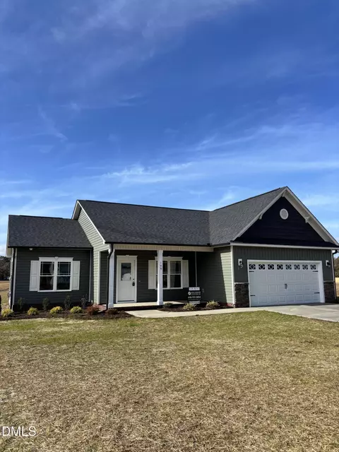 149 Budd Godwin Ln, Dunn, NC 28334