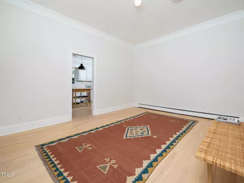 Living - 811 Baker St, Smithfield, NC 27577 photo 3 of 5