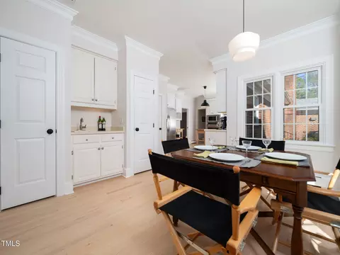 Dining - 811 Baker St, Smithfield, NC 27577 photo 2 of 2