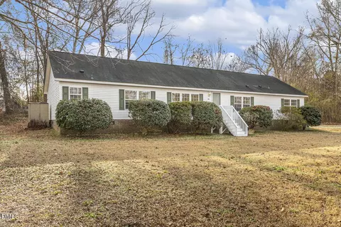 615 Nc-96, Four Oaks, NC 27524