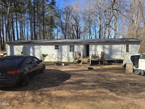 6782 Pinecrest Rd, Zebulon, NC 27597