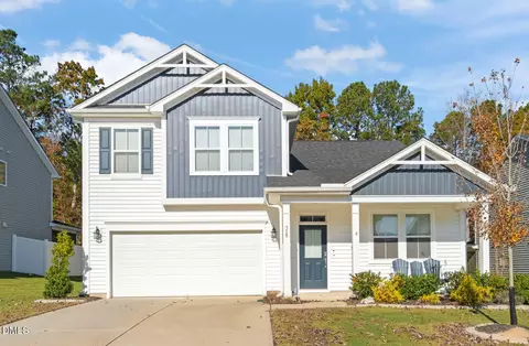 358 Mallard Loop Dr, Clayton, NC 27527