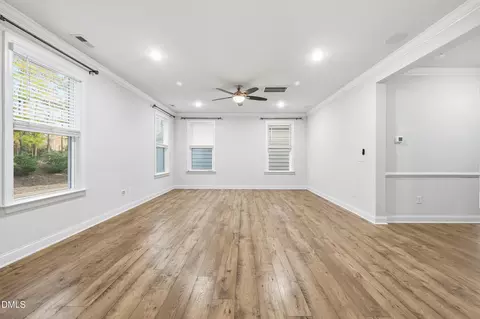 Living - 829 Summit Crest Ct, Apex, NC 27523 photo 1 of 3
